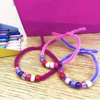 DIY Football Team Colors Bracelet Craft - Mama Likes This