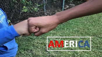 Preview of FREE- "AMERICA" PRINTABLE POWERPOINT POSTER