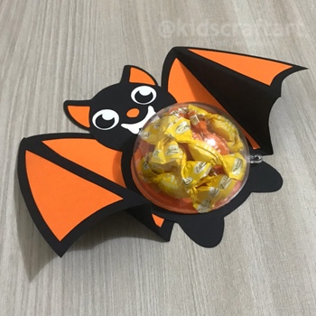 Benny the Benevolent Bat: A Sweet-Free Halloween Craft