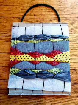 Preview of Homeschool Beginning Weaving Art Project