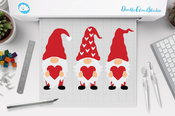 Download Love Gnomes Svg Gnome With Heart Svg Cut Files Gnome Svg Valentine Day Png