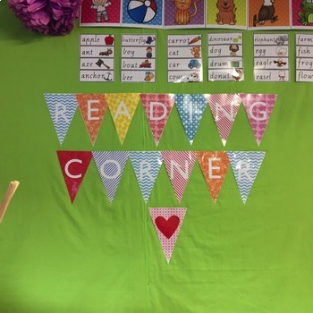 Preview of Reading Corner Bunting