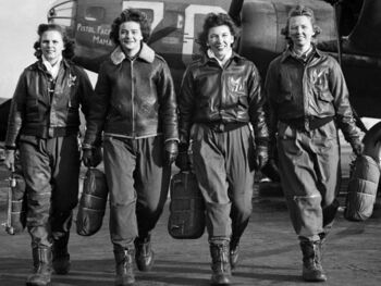 Preview of The Experience of American Women in WWII